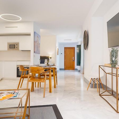 Panther Home Francos Севилья Экстерьер фото