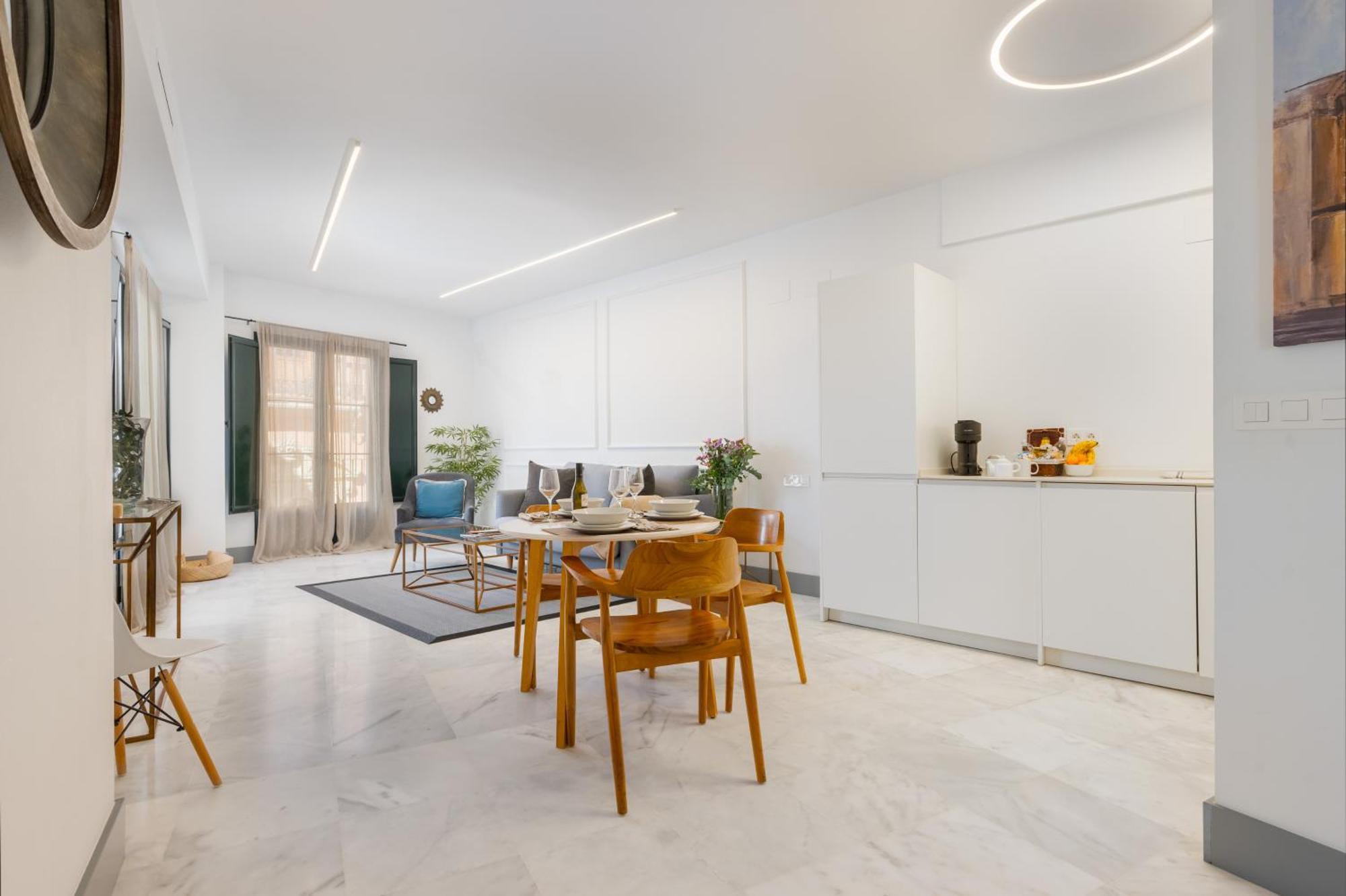 Panther Home Francos Севилья Экстерьер фото