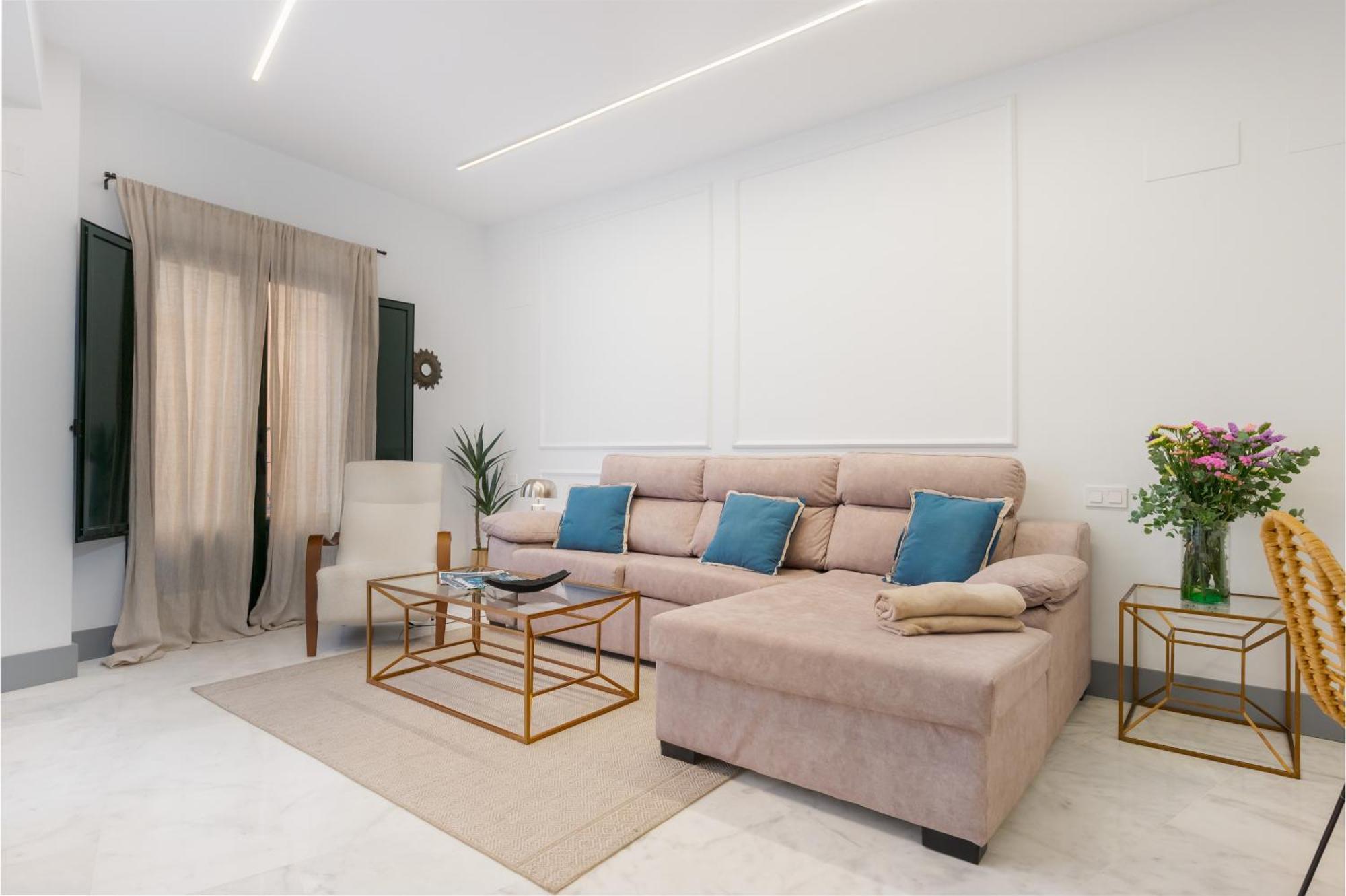 Panther Home Francos Севилья Экстерьер фото