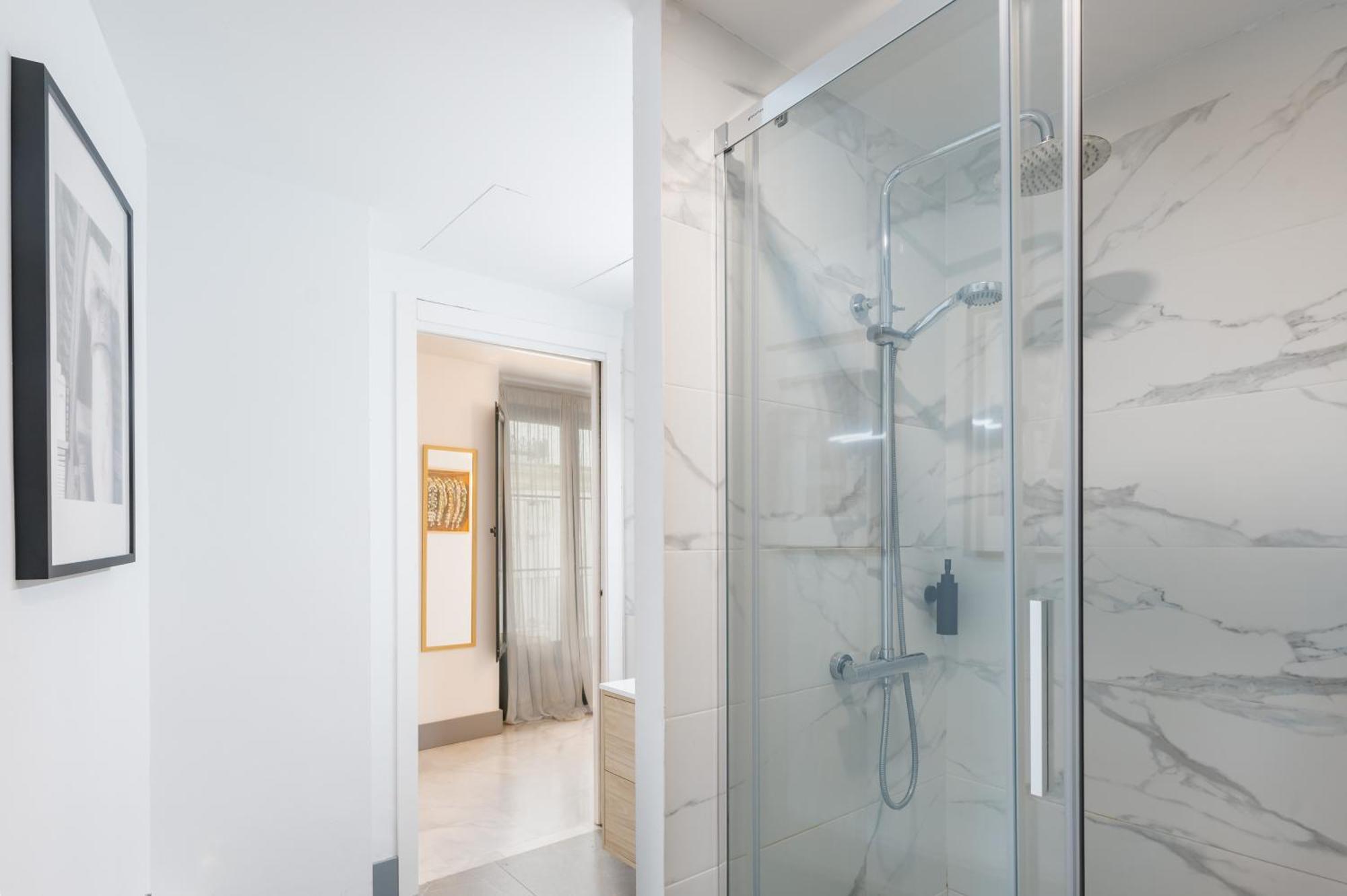 Panther Home Francos Севилья Экстерьер фото