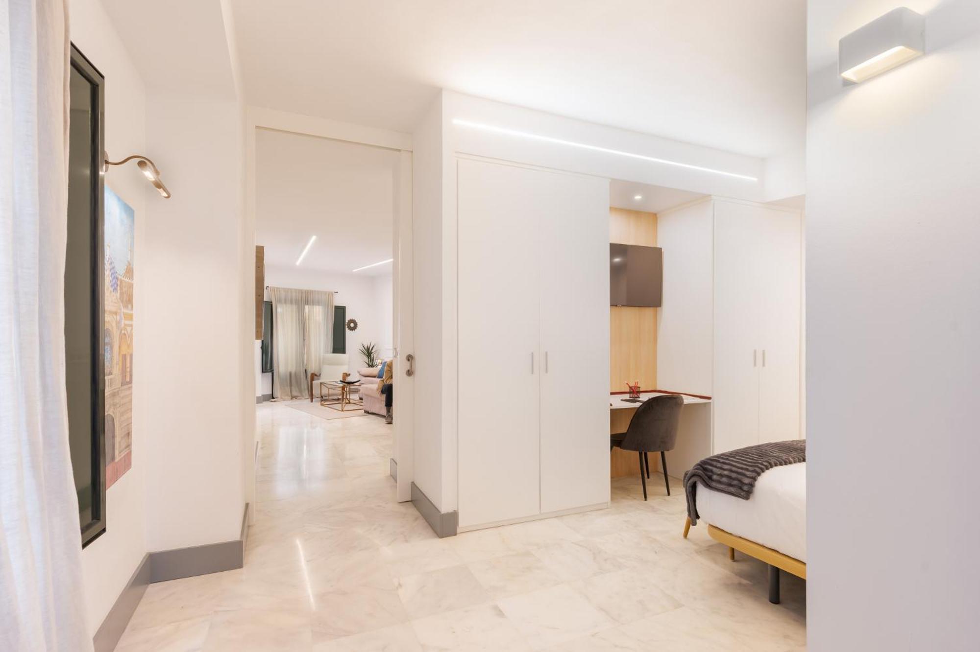 Panther Home Francos Севилья Экстерьер фото